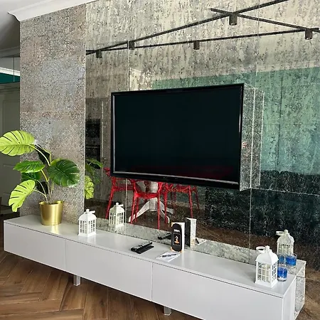 Maya's Flats & 34 - Chmielna 73 Апартаменты Гданьск